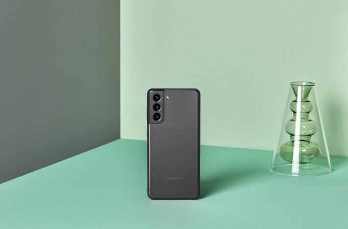 Rapport: Samsung räknar med att sälja lika många S21 som S20