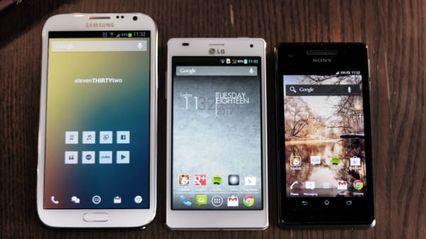 Size comparison: Note II vs Optimus 4X vs Xperia V Size comparison Xperia V vs Note II vs Optimus 4X