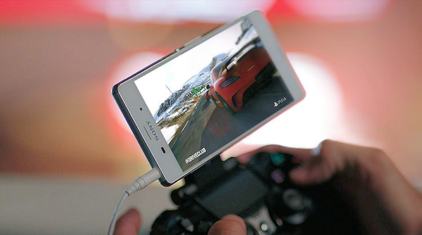 Sony visar upp PlayStation 4-spel på Xperia Z3