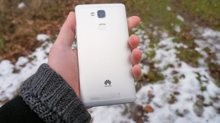 Huawei Ascend Mate 7 och TalkBand B1 anländer till redaktionen