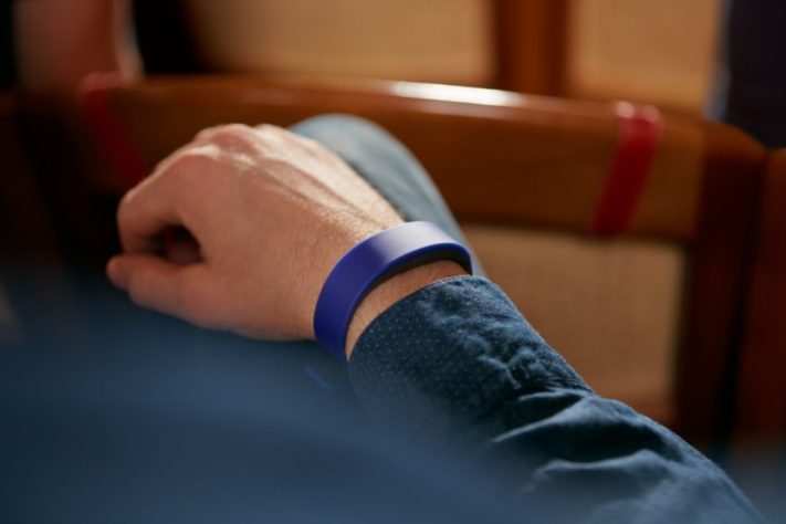 Sony lanserar träningsarmbandet SmartBand 2