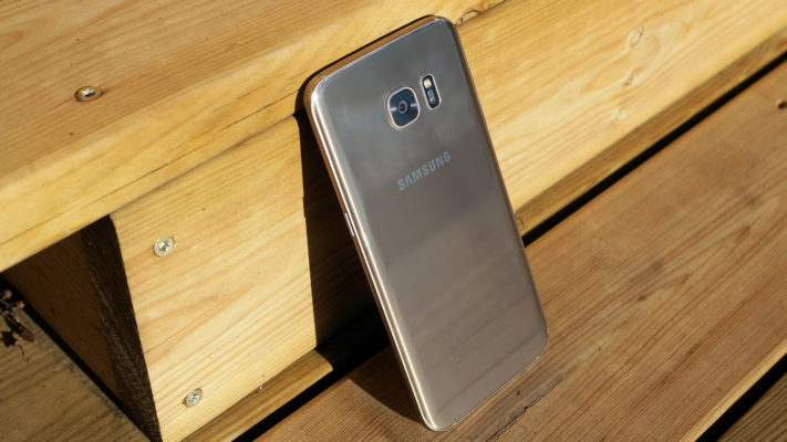 Samsung Galaxy S7 Edge uppdateras till Nougat i Sverige
